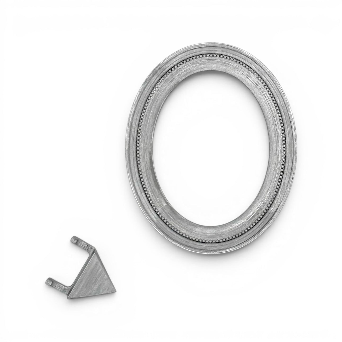 Metallic Oval Magnetic Snap Frame