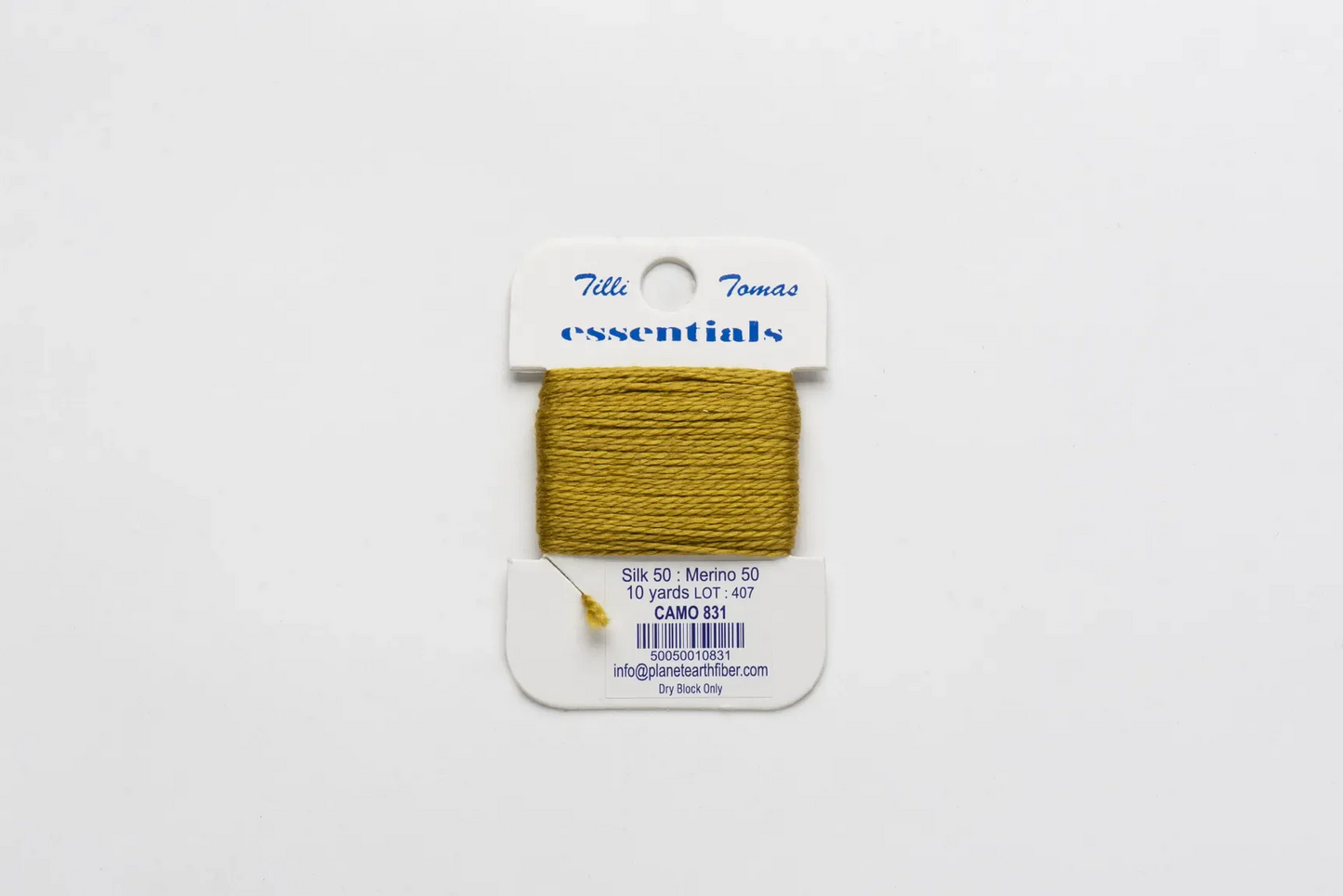 Essentials Cards - 831 Camo
