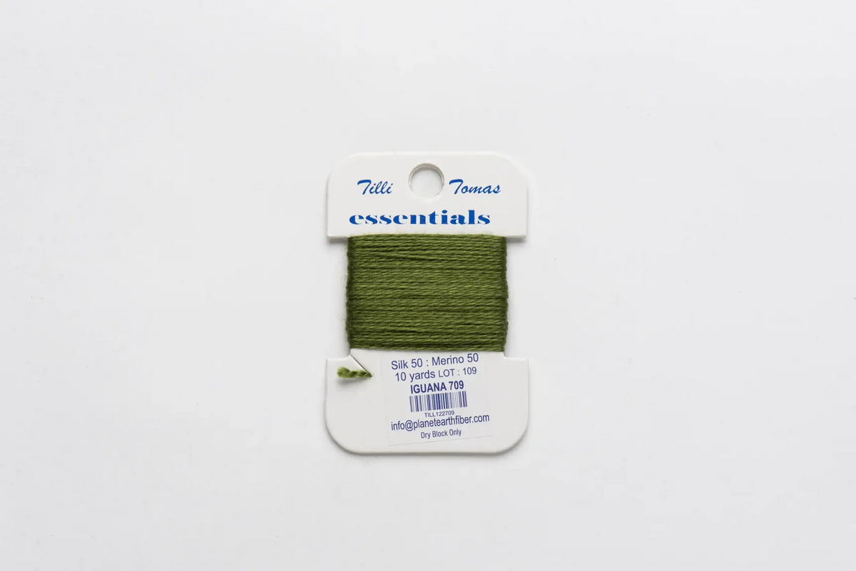 Essentials Cards - 709 Iguana