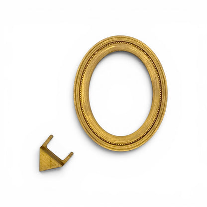 Metallic Oval Magnetic Snap Frame