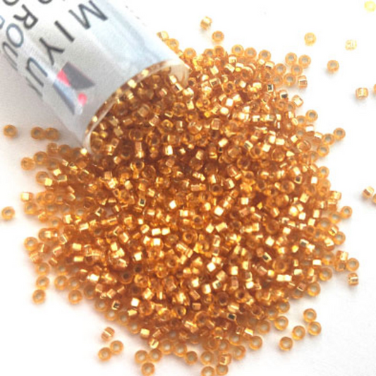 S/L Dark Gold Miyuki Seed Beads Size 15 #4