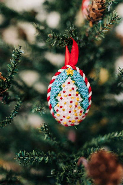 White Christmas Tree Mini